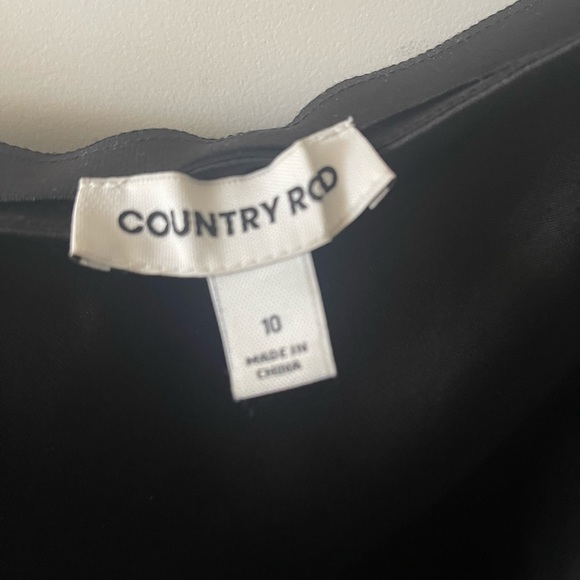 Country Road Skirt / Size 10 / Black - Picture 2 of 3